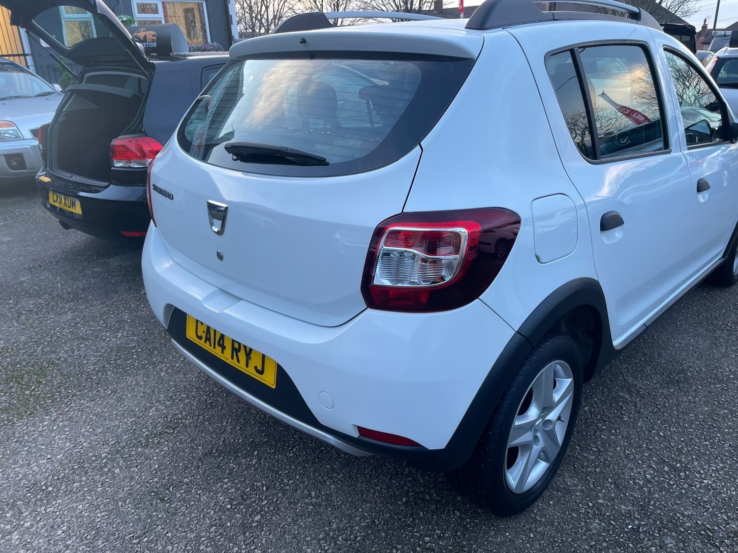 Used Dacia Sandero Stepway 2014 for sale - 77251216: Photo 6