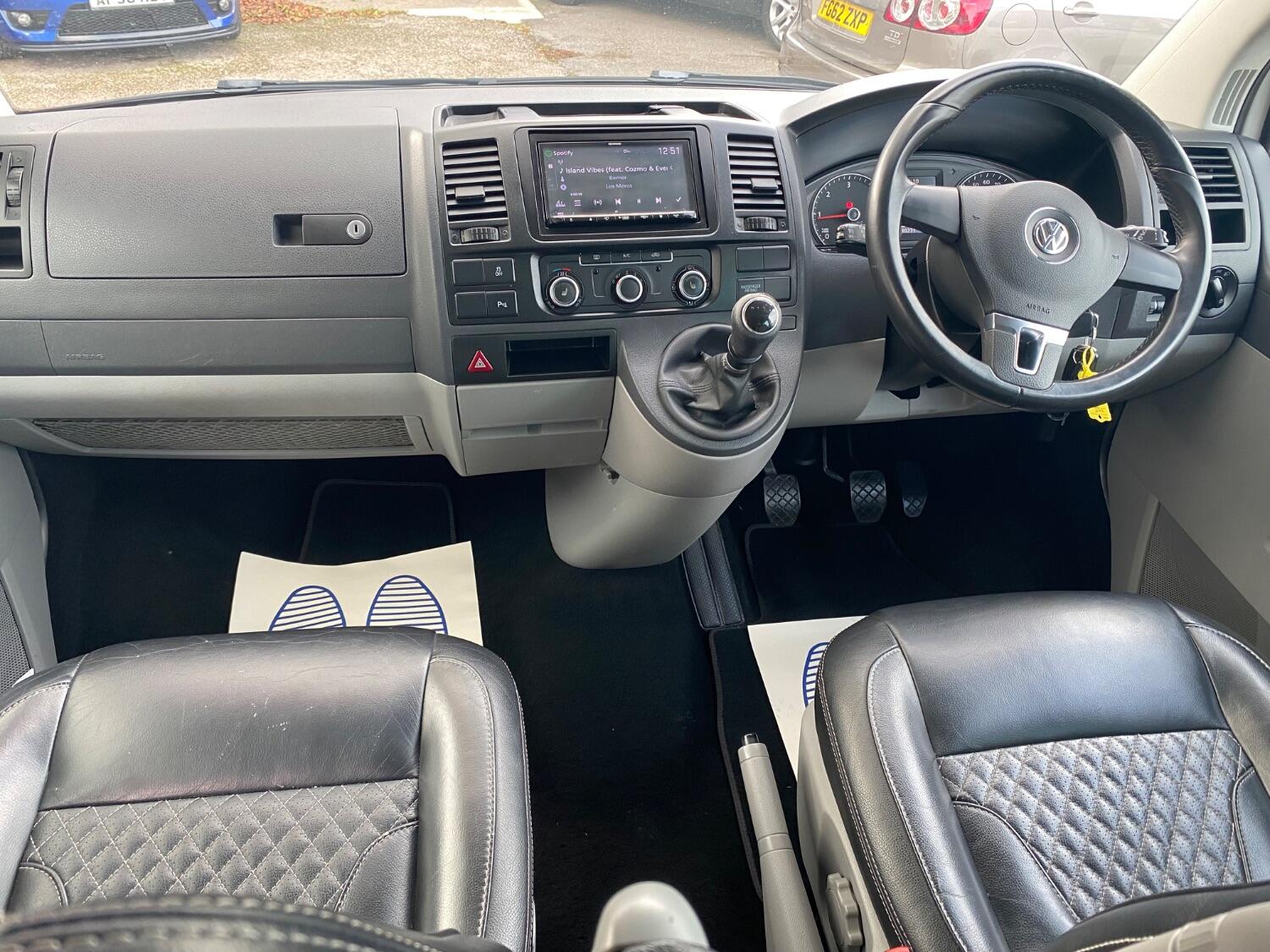 Used Volkswagen Transporter 2015 for sale - 76793143: Photo 10