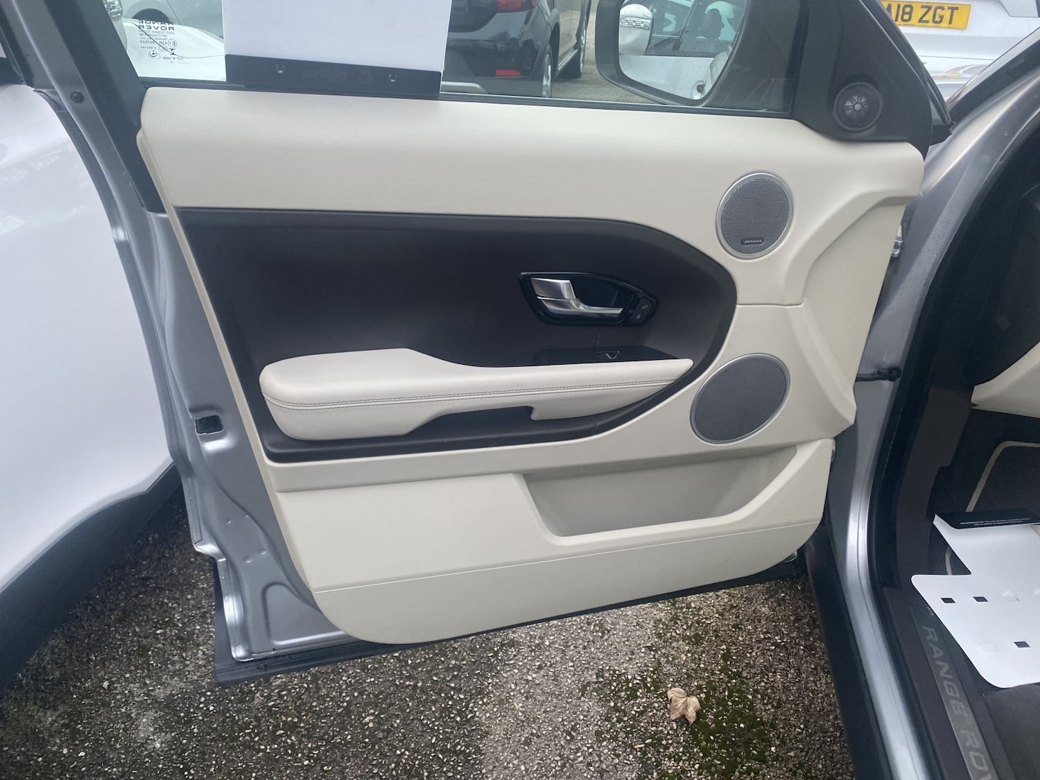 Used Land Rover Range Rover Evoque 2012 for sale - 77357338: Photo 16