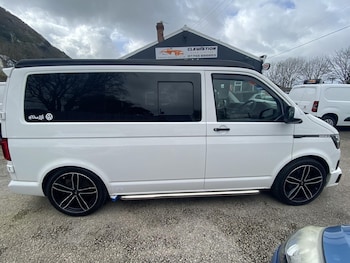 Used Volkswagen Transporter 2019 for sale - 79375339: Photo