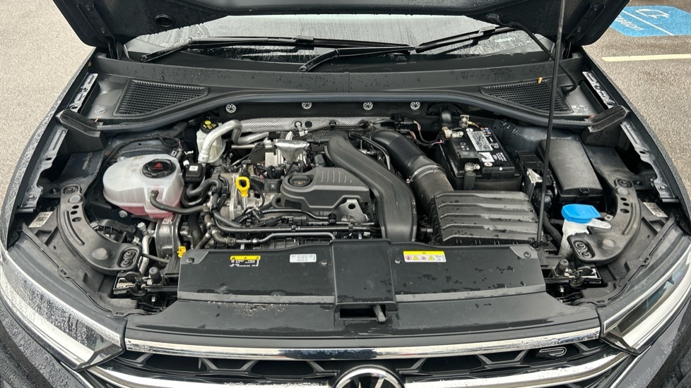 Used Volkswagen T-Roc 2023 for sale - 76874955: Photo 17