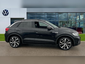Used Volkswagen T-Roc 2023 for sale - 76874955: Photo