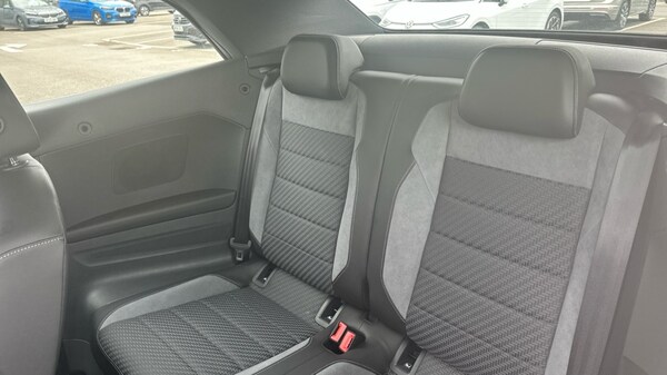 Used Volkswagen T-Roc 2025 for sale - 75534152: Photo 15