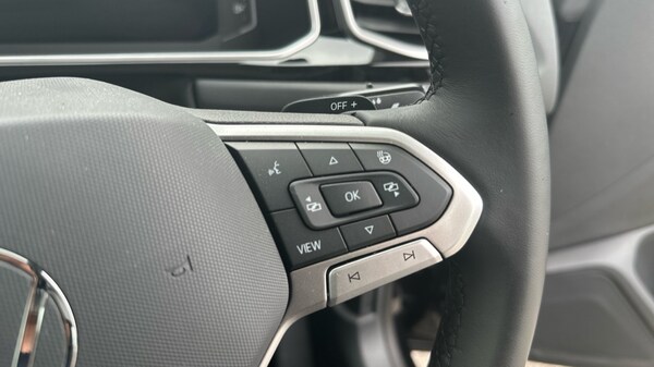 Used Volkswagen T-Roc 2025 for sale - 75534152: Photo 30