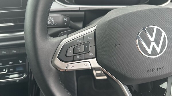 Used Volkswagen T-Roc 2025 for sale - 75534152: Photo 31