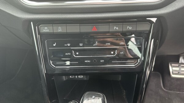 Used Volkswagen T-Roc 2025 for sale - 75534152: Photo 47