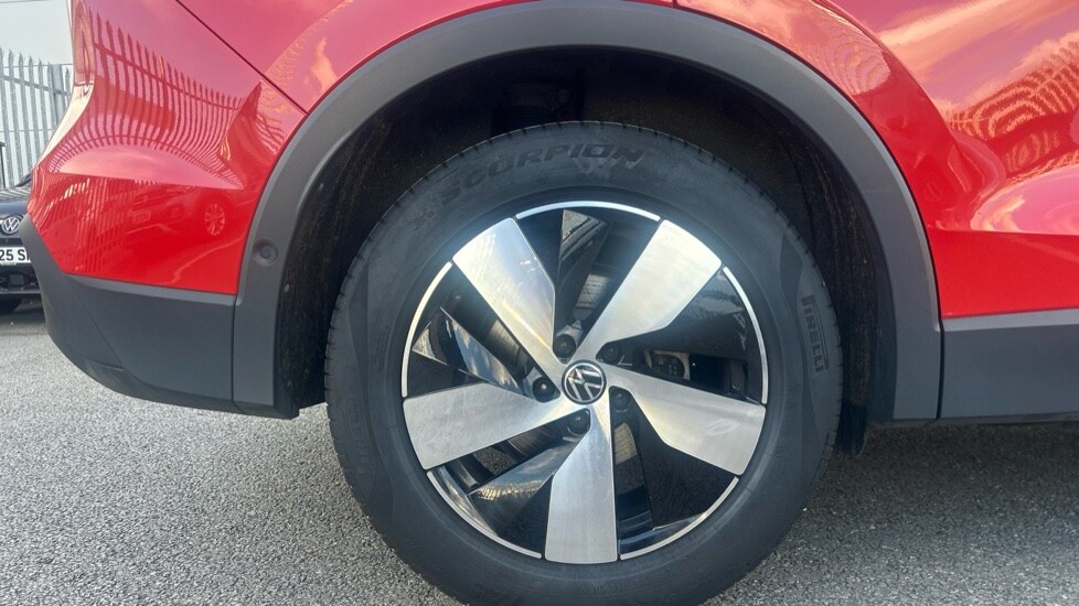 Used Volkswagen Tiguan 2024 for sale - 75763929: Photo 20