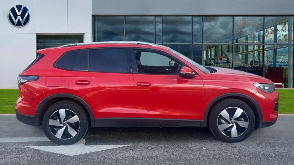 Used Volkswagen Tiguan 2024 for sale - 75763929: Photo 4