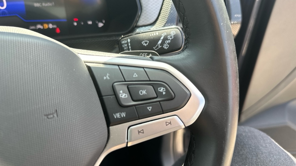 Used Volkswagen T-Cross 2024 for sale - 76130489: Photo 30
