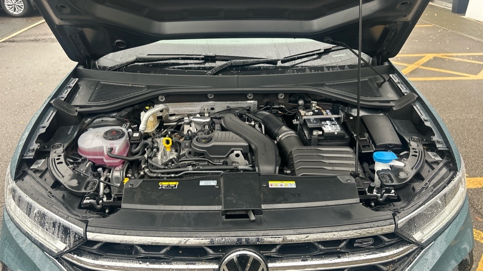 Used Volkswagen T-Roc 2025 for sale - 76872579: Photo 17