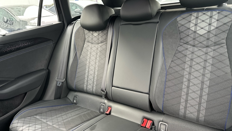 Used Volkswagen Passat 2025 for sale - 76124593: Photo 15