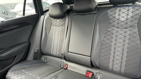 Used Volkswagen Passat 2025 for sale - 76124593: Photo 15