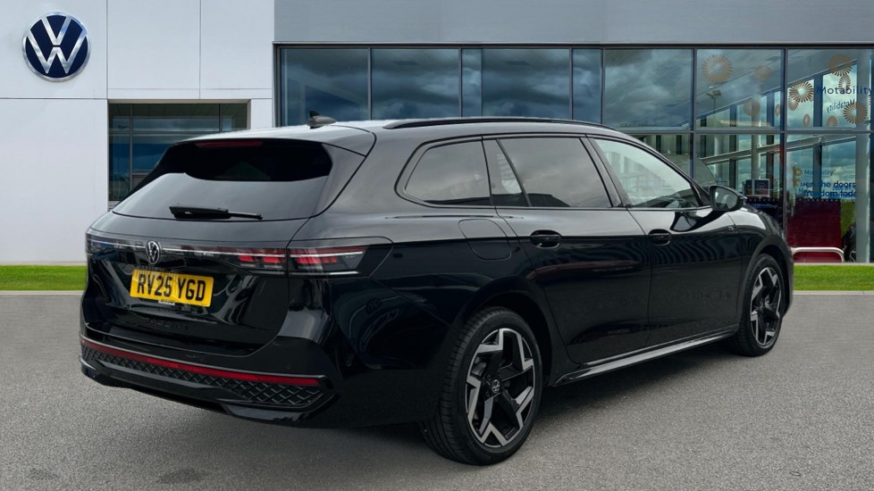 Used Volkswagen Passat 2025 for sale - 76124593: Photo 8