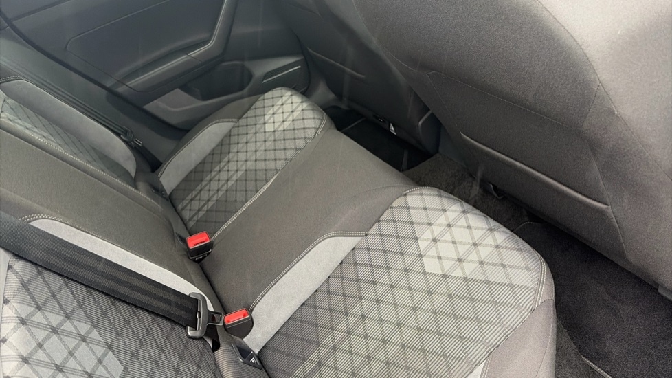 Used Volkswagen Polo 2024 for sale - 76788328: Photo 15