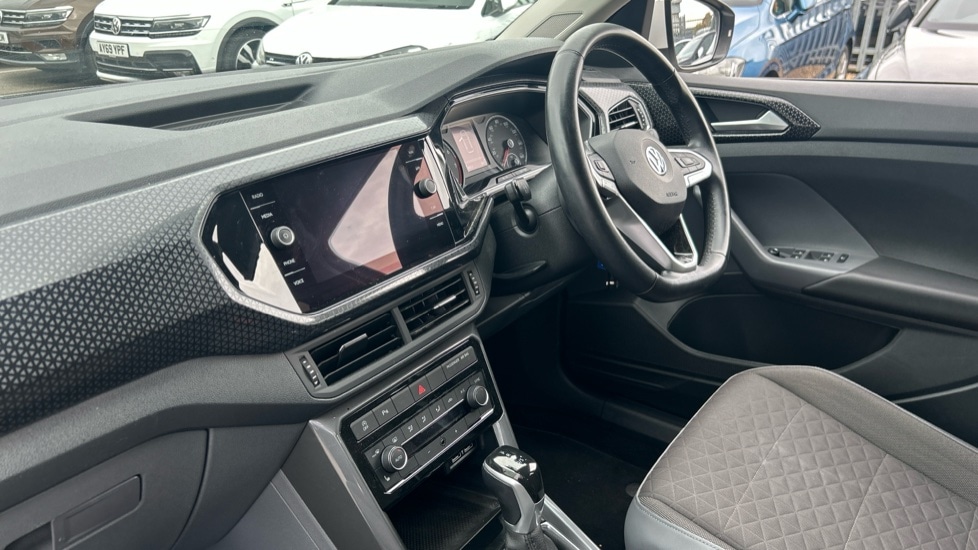 Used Volkswagen T-Cross 2019 for sale - 76130614: Photo 2