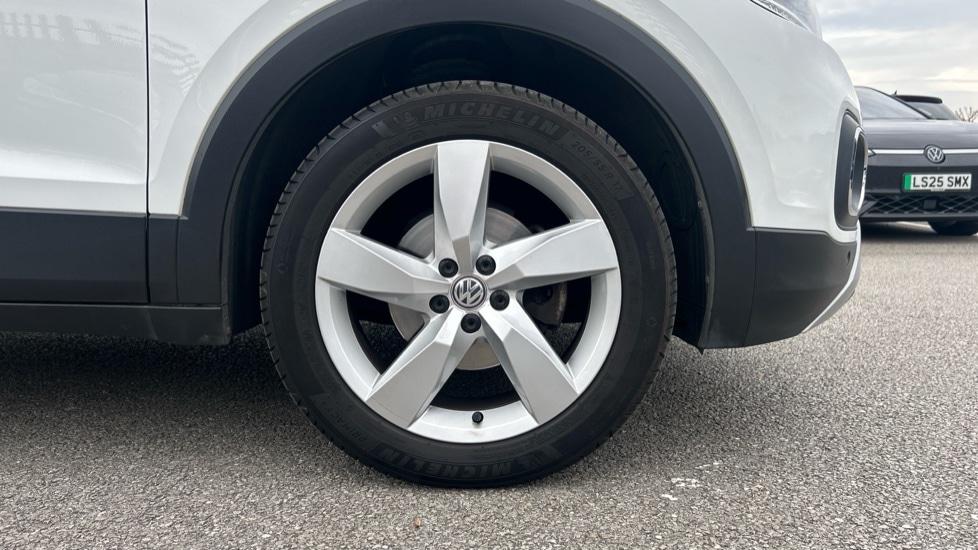Used Volkswagen T-Cross 2019 for sale - 76130614: Photo 20