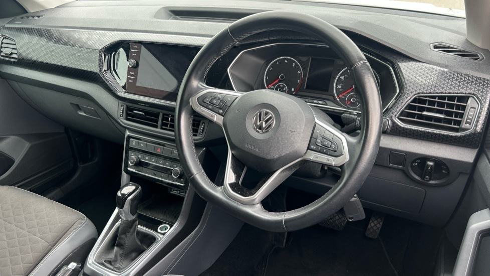 Used Volkswagen T-Cross 2019 for sale - 76130614: Photo 6