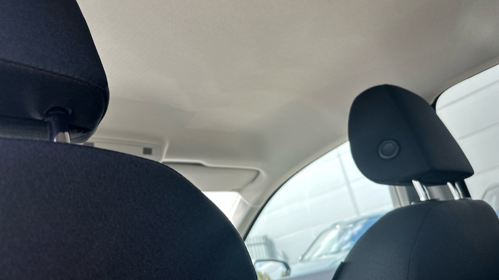 Used Volkswagen Polo 2025 for sale - 76871754: Photo 38