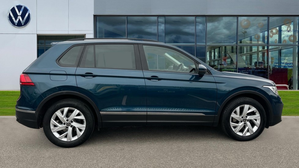 Used Volkswagen Tiguan 2022 for sale - 76523604: Photo 4