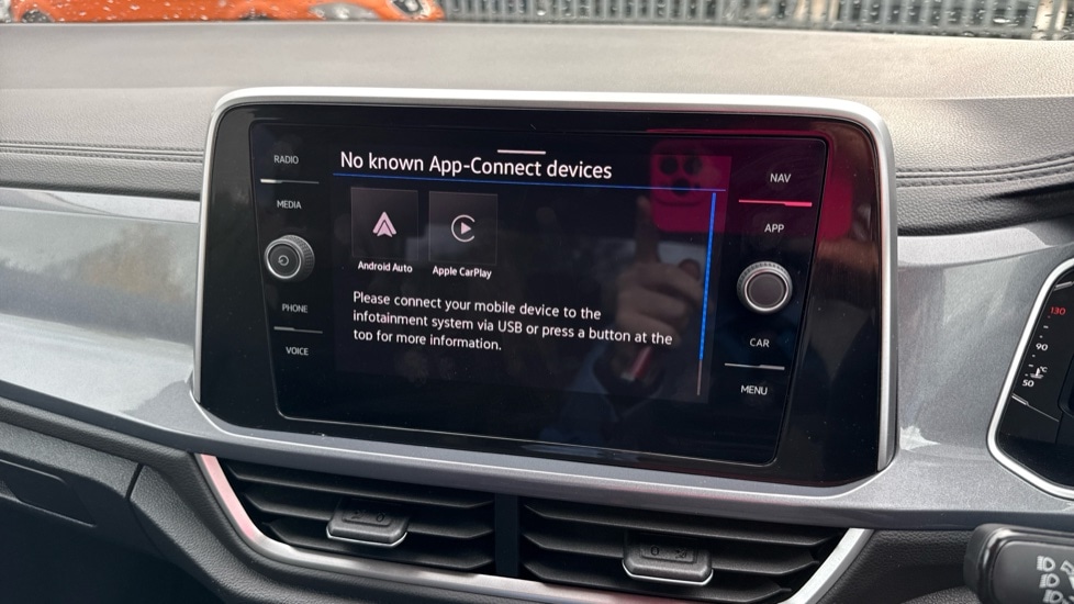 Used Volkswagen T-Roc 2024 for sale - 76869663: Photo 25