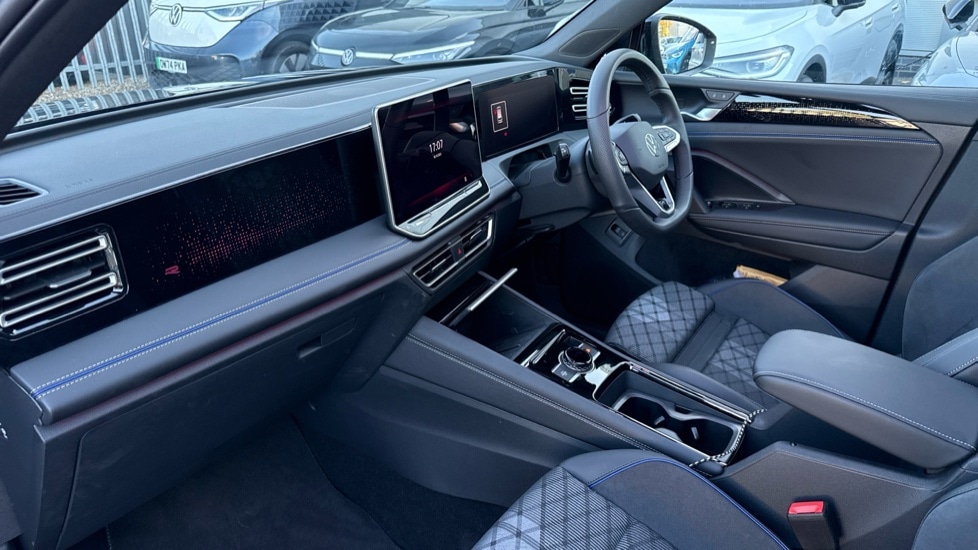 Used Volkswagen Tiguan 2025 for sale - 76328305: Photo 2