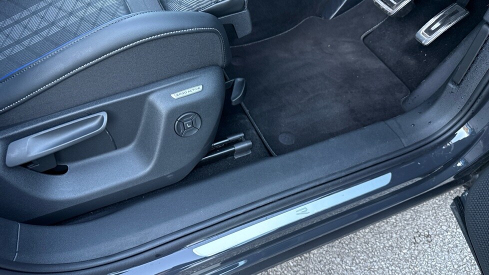 Used Volkswagen Tiguan 2025 for sale - 76328305: Photo 40