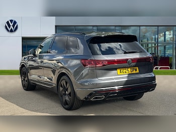 Used Volkswagen Touareg 2025 for sale - 75763274: Photo