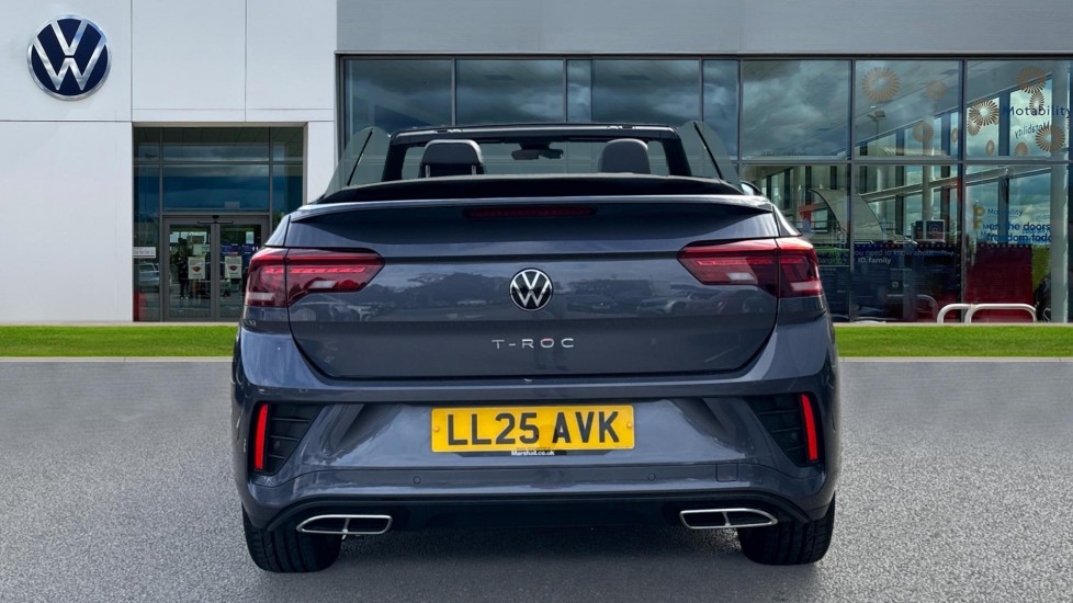 Used Volkswagen T-Roc 2025 for sale - 76868256: Photo 11