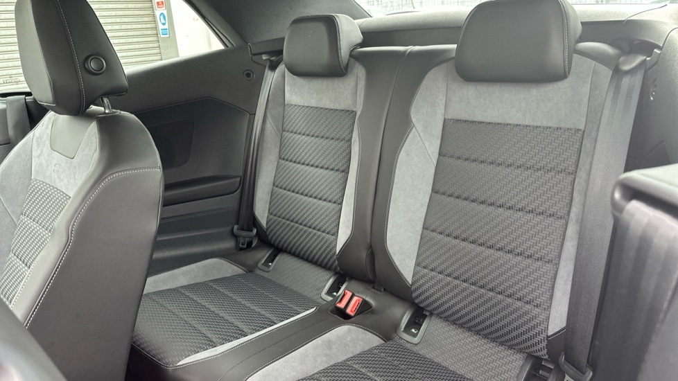 Used Volkswagen T-Roc 2025 for sale - 76868256: Photo 15