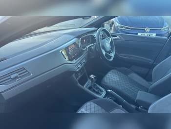 Used Volkswagen Polo 2025 for sale - 76908126: Photo