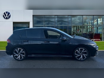 Used Volkswagen Golf 2020 for sale - 76873077: Photo