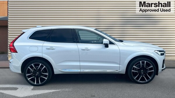 Used Volvo XC60 2021 for sale - 75675204: Photo 2