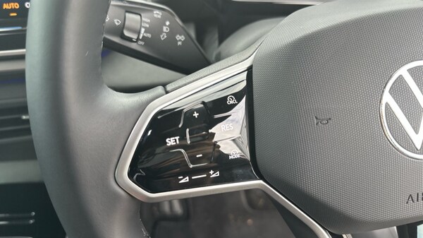Used Volkswagen ID.4 2025 for sale - 75472802: Photo 31