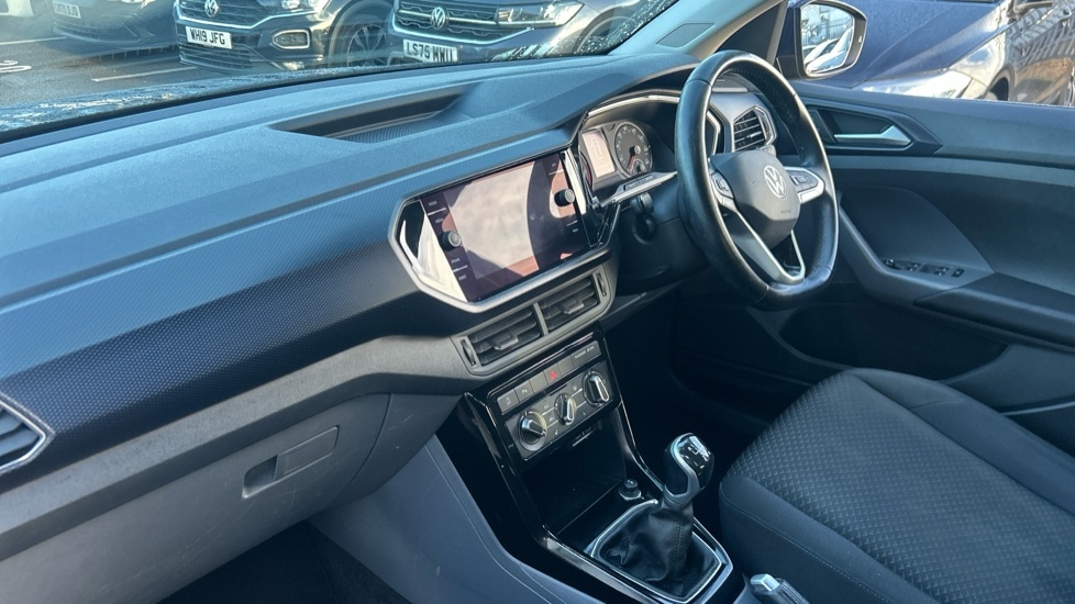 Used Volkswagen T-Cross 2020 for sale - 76709552: Photo 2