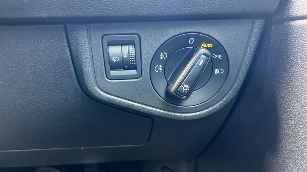 Used Volkswagen Taigo 2025 for sale - 75472788: Photo 52