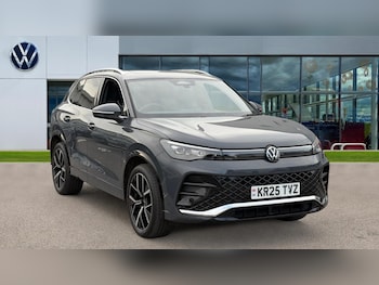 2025 - 1.5 TSI 272 eHybrid R-Line 5dr DSG