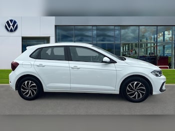 Used Volkswagen Polo 2024 for sale - 75660318: Photo 4