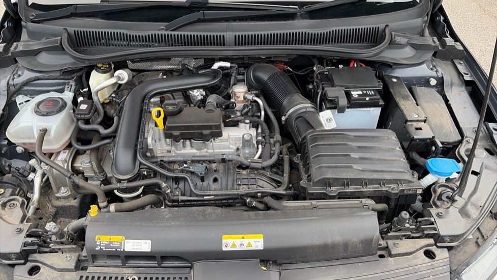 Used Volkswagen Polo 2022 for sale - 76870882: Photo 17