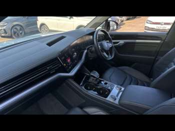 Used Volkswagen Touareg 2023 for sale - 74362099: Photo