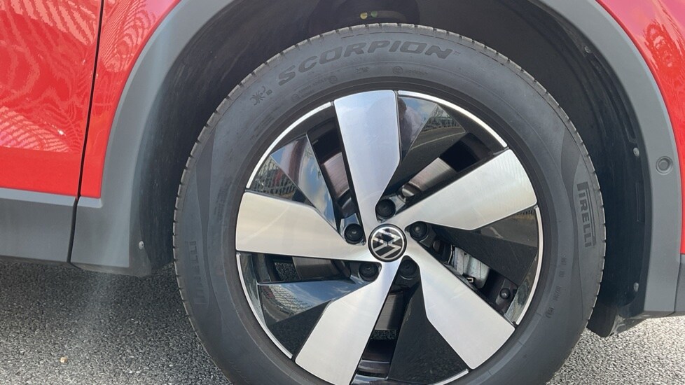 Used Volkswagen Tiguan 2024 for sale - 75763522: Photo 18
