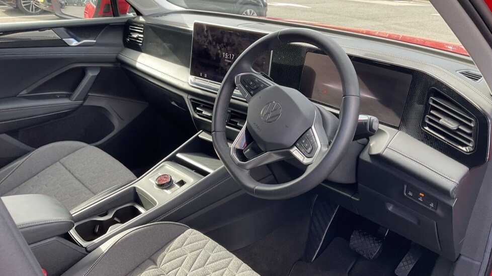 Used Volkswagen Tiguan 2024 for sale - 75763522: Photo 2