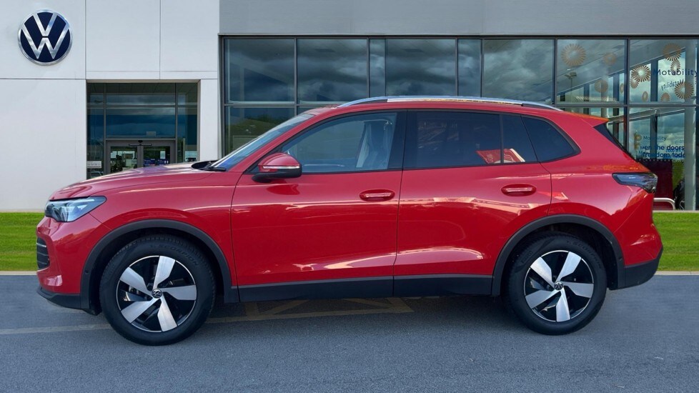 Used Volkswagen Tiguan 2024 for sale - 75763522: Photo 9