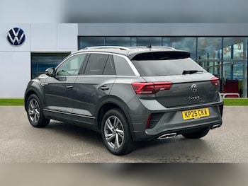 Used Volkswagen T-Roc 2025 for sale - 76908117: Photo