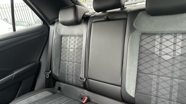 Used Volkswagen T-Roc 2025 for sale - 75509700: Photo 15