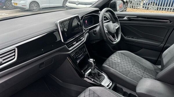 Used Volkswagen T-Roc 2025 for sale - 75509700: Photo 2