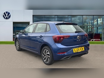 Used Volkswagen Polo 2025 for sale - 76921881: Photo