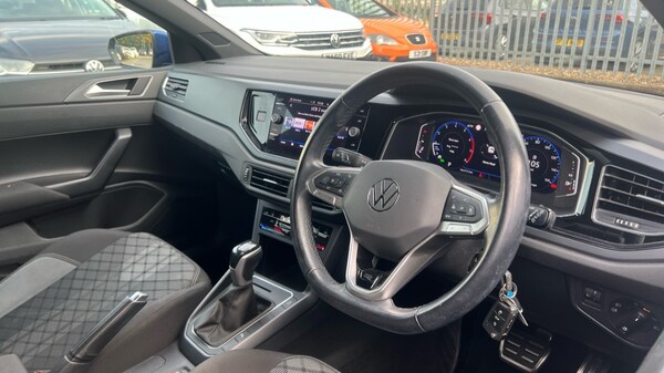 Used Volkswagen Polo 2022 for sale - 76079353: Photo 2