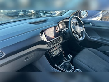 Used Volkswagen T-Cross 2020 for sale - 76872091: Photo