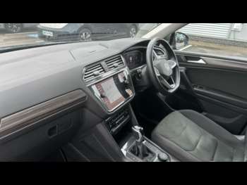 Used Volkswagen Tiguan Allspace 2023 for sale - 75472532: Photo