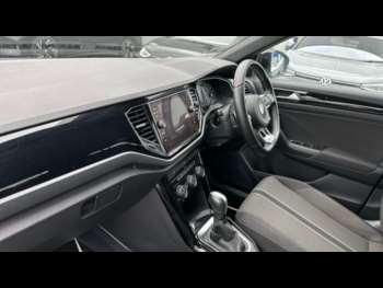 Used Volkswagen T-Roc 2021 for sale - 74807388: Photo